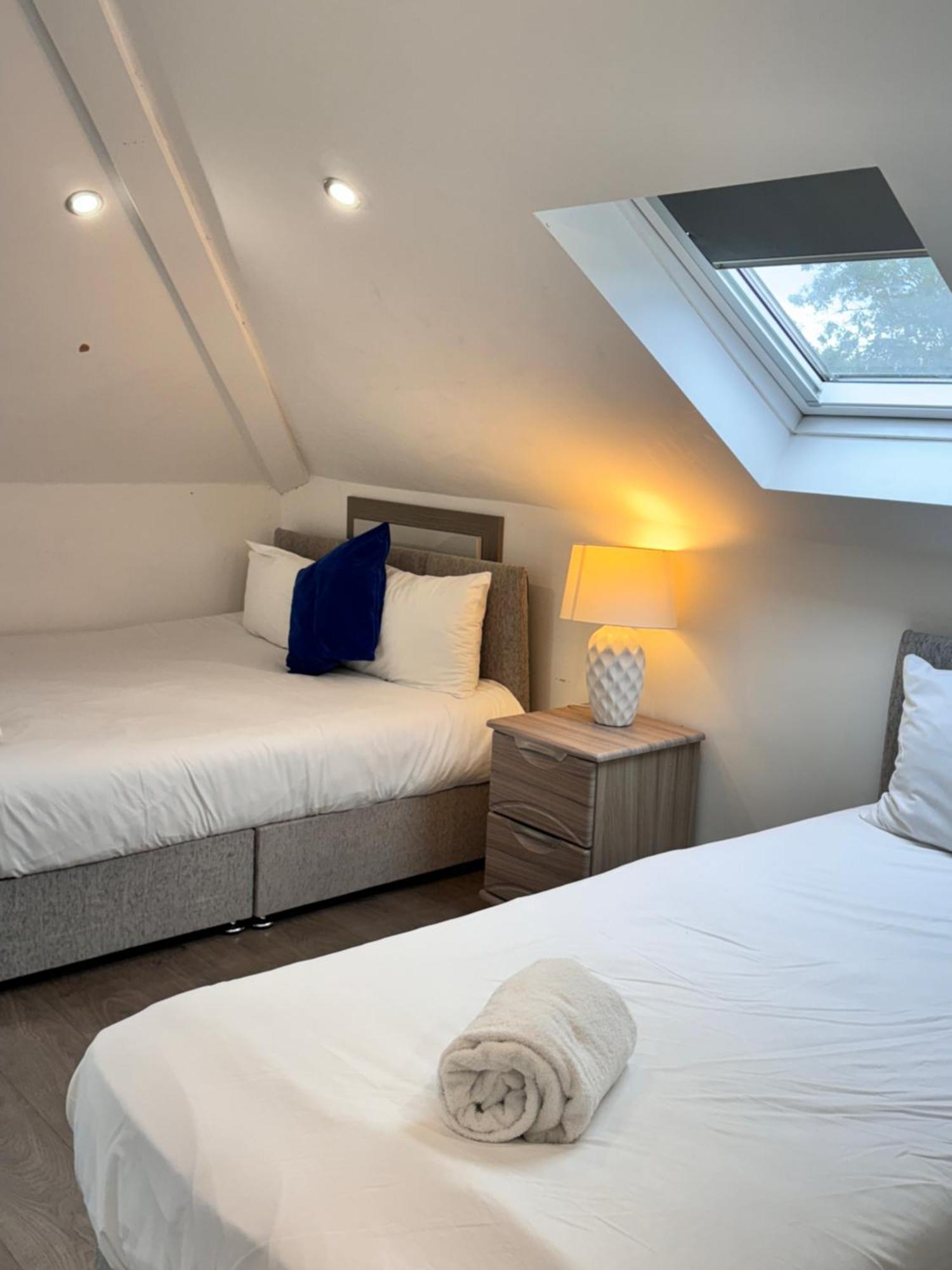 Hatton Apartments Heathrow Airport- Free Parking-Free Underground To And From Heathrow Airport Hatton Cross See Picture-See London Fast Hatton Cross To Central London 30Min Exteriér fotografie