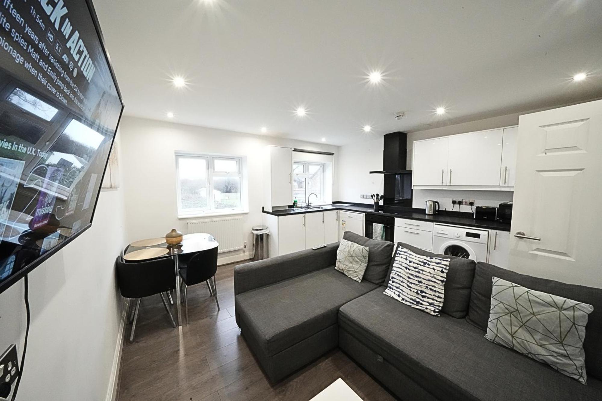 Hatton Apartments Heathrow Airport- Free Parking-Free Underground To And From Heathrow Airport Hatton Cross See Picture-See London Fast Hatton Cross To Central London 30Min Exteriér fotografie