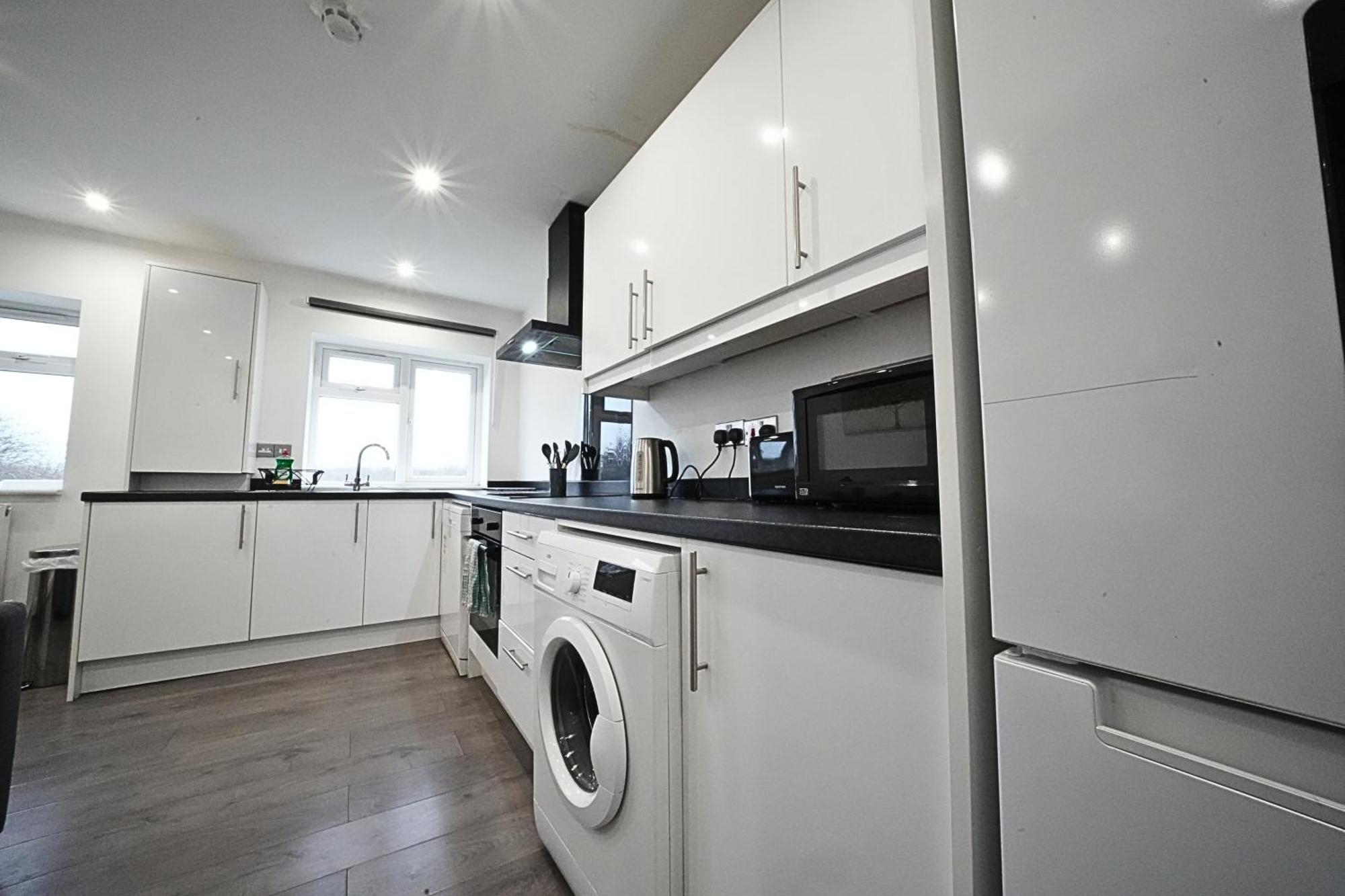 Hatton Apartments Heathrow Airport- Free Parking-Free Underground To And From Heathrow Airport Hatton Cross See Picture-See London Fast Hatton Cross To Central London 30Min Exteriér fotografie