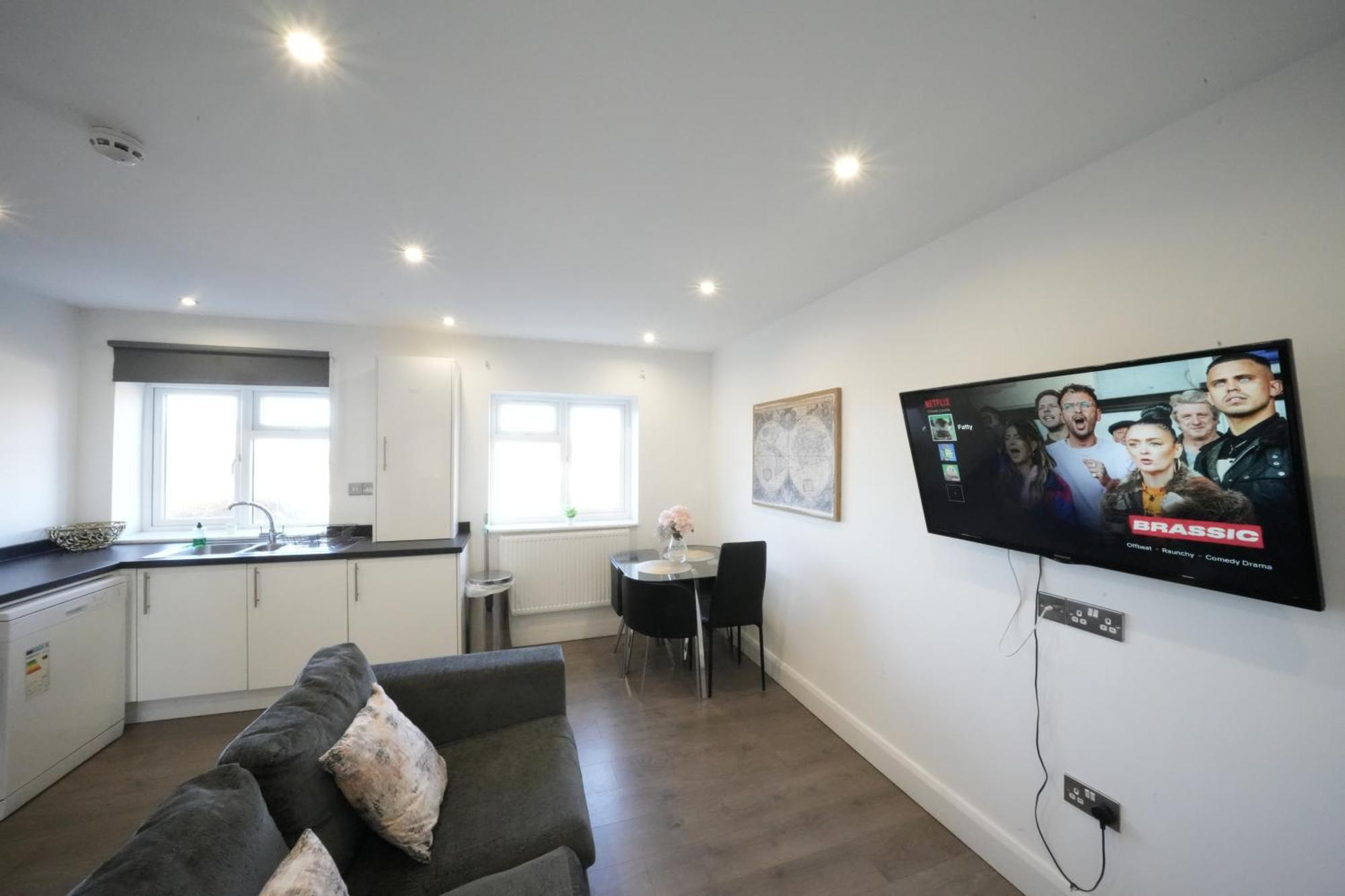 Hatton Apartments Heathrow Airport- Free Parking-Free Underground To And From Heathrow Airport Hatton Cross See Picture-See London Fast Hatton Cross To Central London 30Min Exteriér fotografie